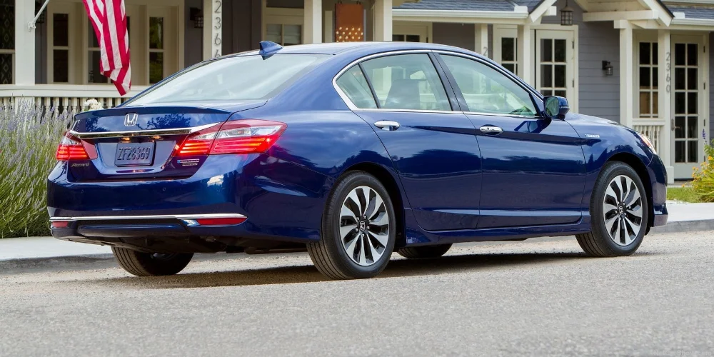What Is The Fuel Efficiency Of A 2002 Honda Accord Coupe V6? 3 2002 Honda Accord Coupe V6